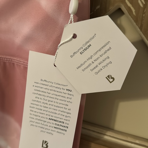 Buffbunny Rose Quartz Leggings - Picture 4 of 7